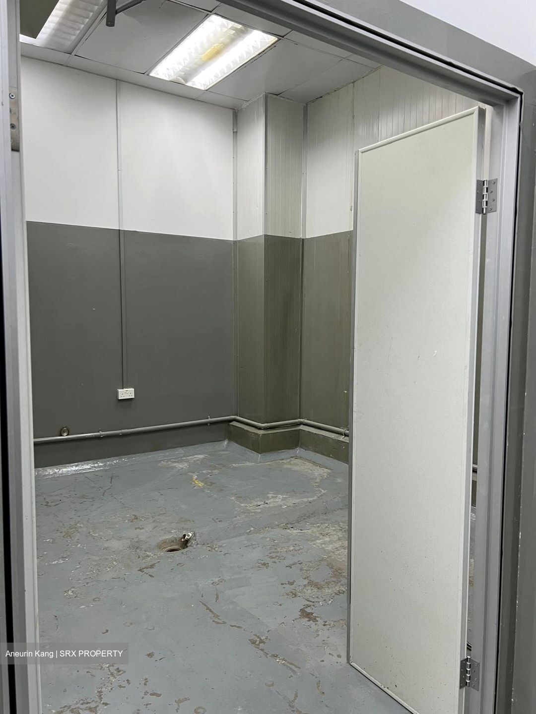 Mandai Road (D26), Factory #538582551